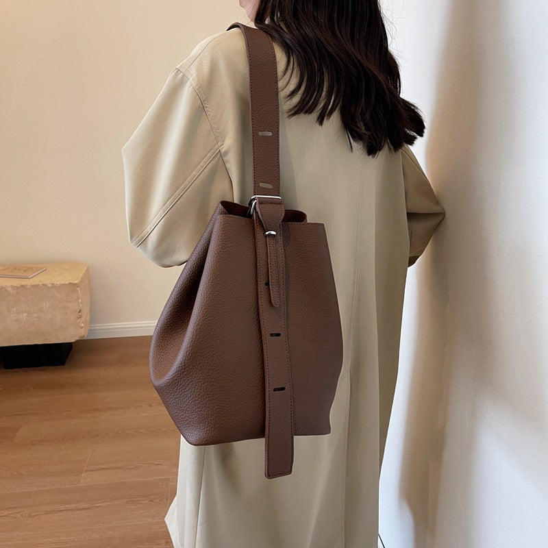 Cross-Border Super Popular Retro Simple Bucket Bag for Women 2026 New Casual Versatile Shoulder Bag Tote Bag Large Capacity…
