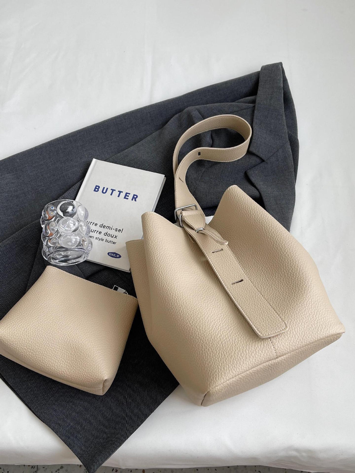 Cross-Border Super Popular Retro Simple Bucket Bag for Women 2026 New Casual Versatile Shoulder Bag Tote Bag Large Capacity…