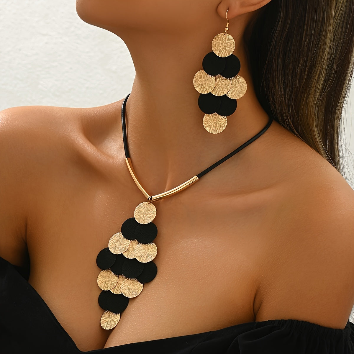 Lxalry 14K Gold   Black Gothic Jewelry Set Handmade Iron   Leather Necklace   Earrings Duo  Bold Oversized Pendant Gift For Everyday Edge  Evening Glamour