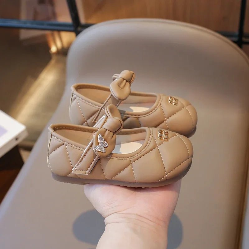Girls Leather Shoes 1-6 Years Old Beige Rhinestone Bow Performance Princess Shoes Khaki Soft Bottom with Children's Single Shoes - Mom & Kids