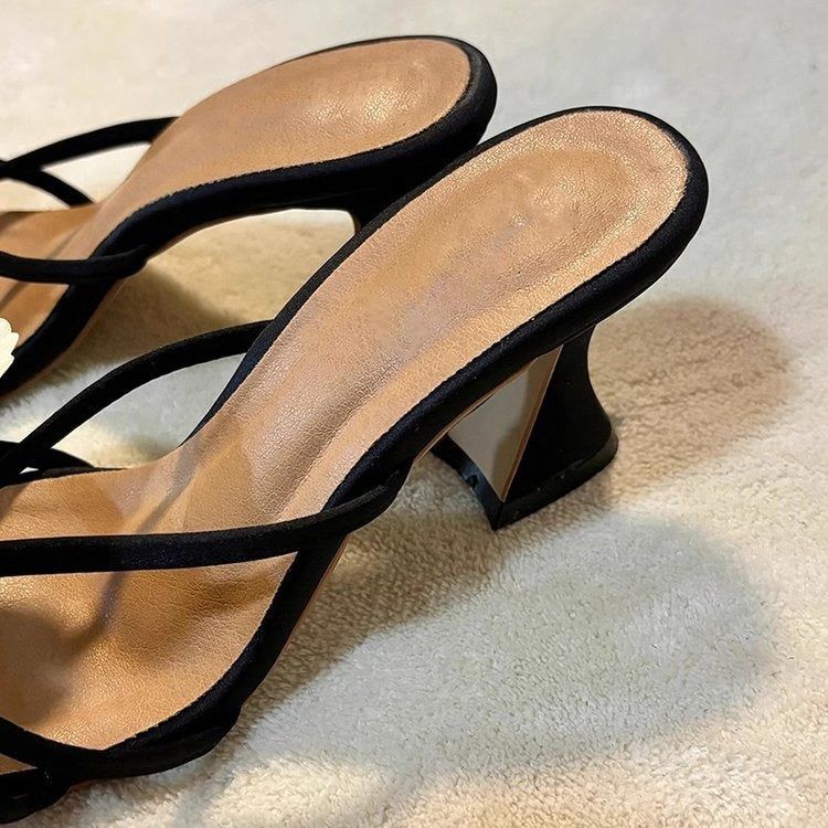 New elegant small height-enhancing sandals for women