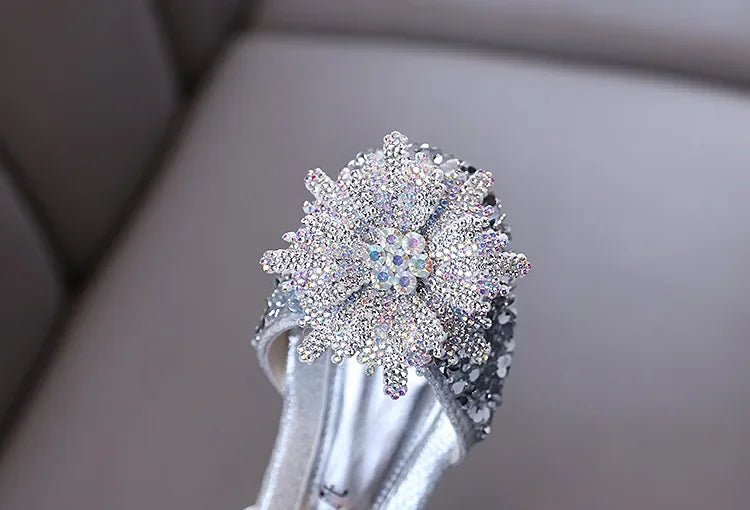 Kids Rhinestones Bow Sandals Cute Girls Party Sandals Children's Princess Shoes Fashion Soft Sole Flat Beach Sandals - Mom & Kids