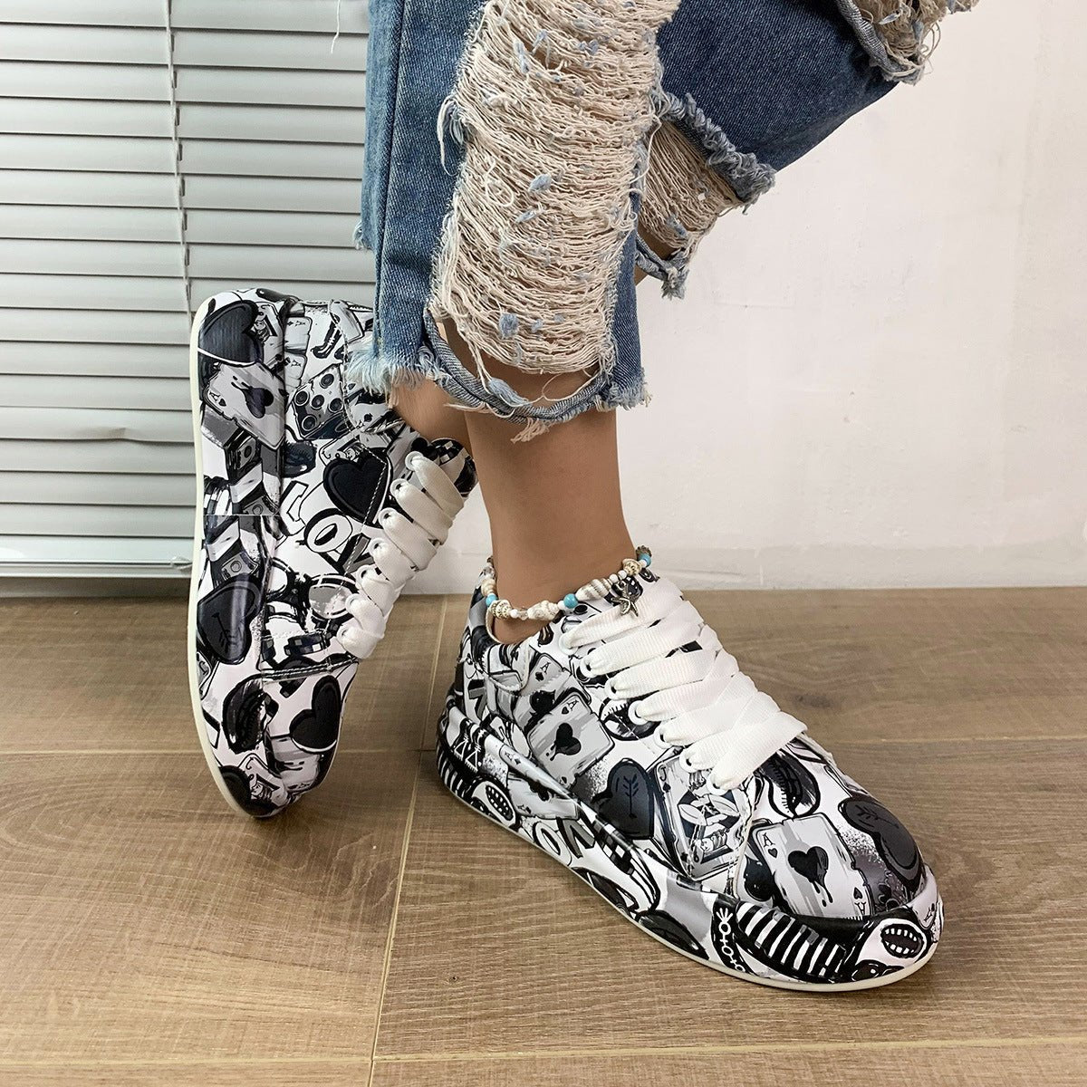 Thick Bottom Lace-up Sports Shoes Round Head (Available) - Mom & Kids