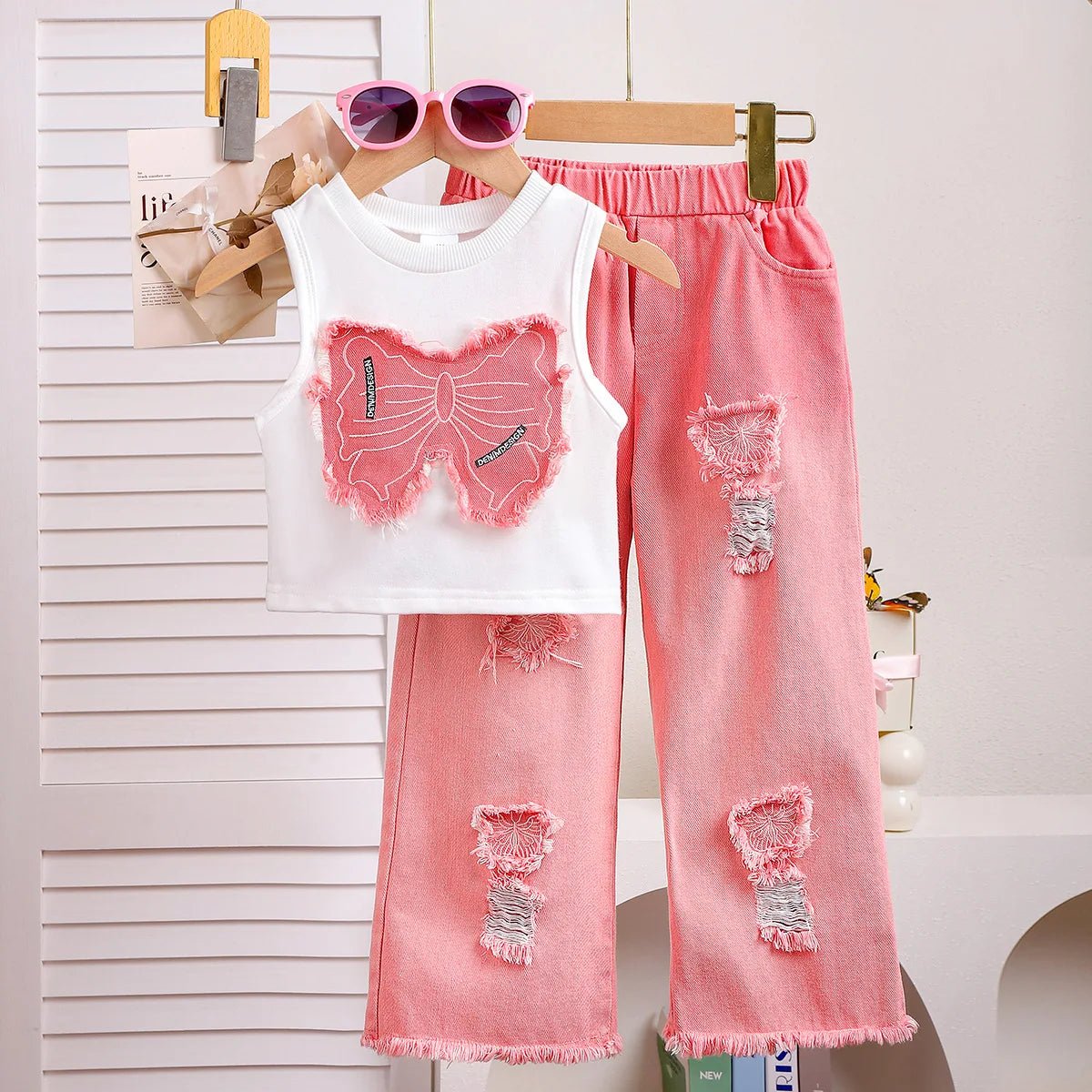 Unique Kid Set Summer Girl Sleeveless Applique Bow Camisole Top Ripped Denim Pants Two-Piece Children Suit Casual Comfortable - Mom & Kids